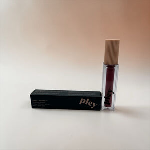 Pley Beauty Lust + Found Lip Gloss Lacquer 6ml New Hydrating Shine Lip Gloss